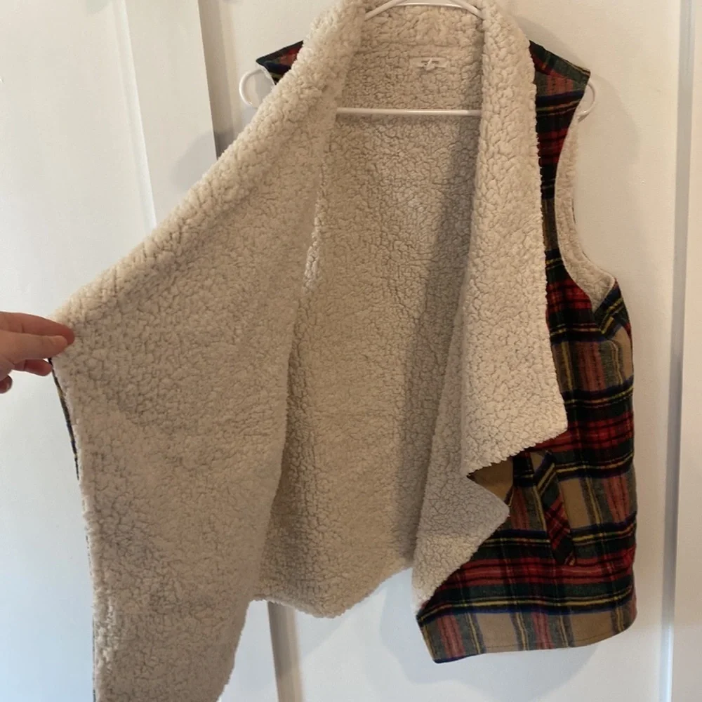 MAURICES plaid open front vest